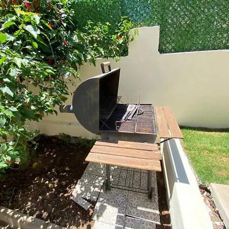 No8 Private Pool Φετιγιέ